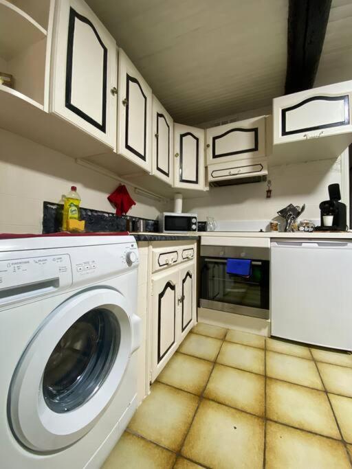 Chez Caro Apartment L'Escarene Bagian luar foto